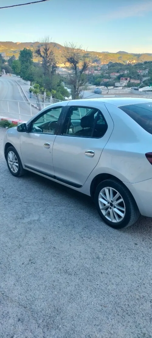 Renault Symbol 2018 Collection