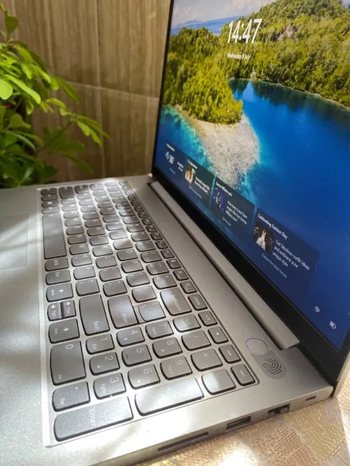 Lenovo ThinkBook