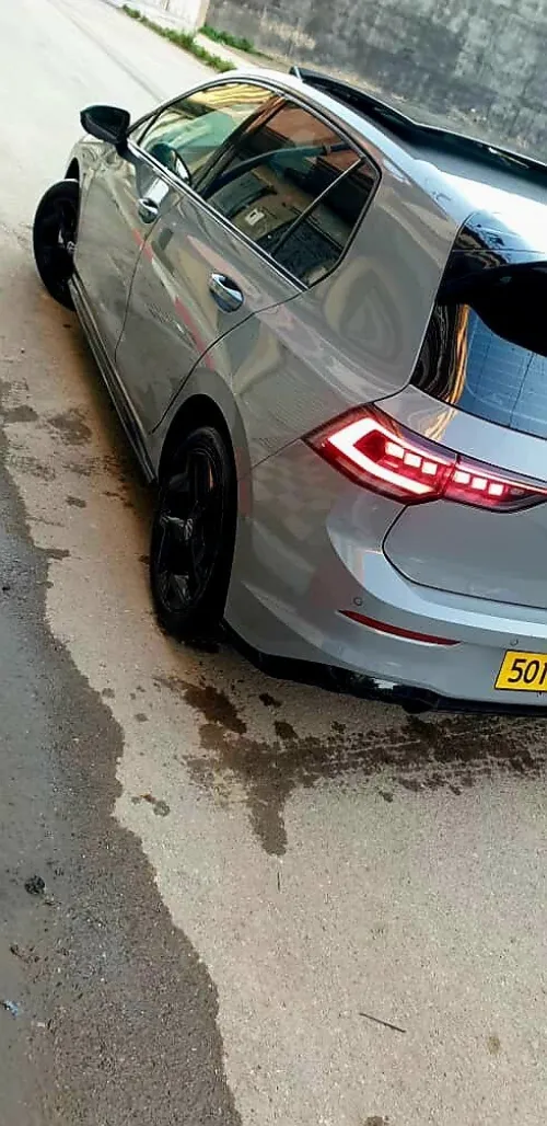 Volkswagen Golf 8 2025 R-Line
