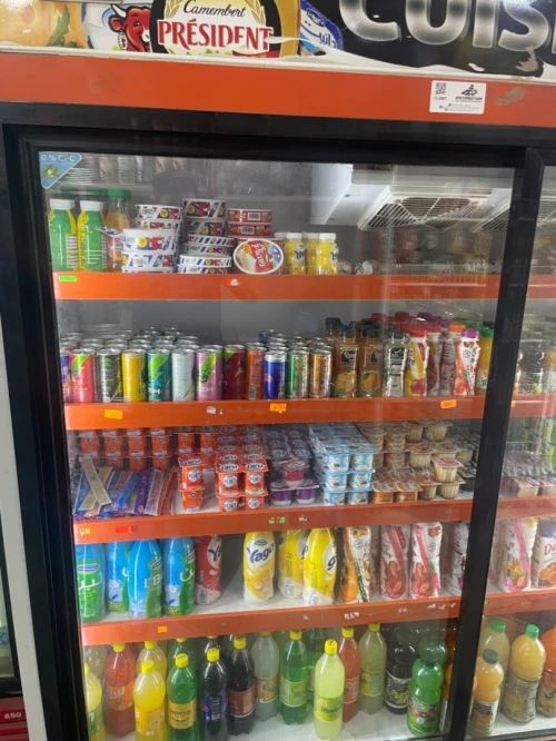 Frigo Présentoir Boissons et Produits Laitiers Marque CUISINOX