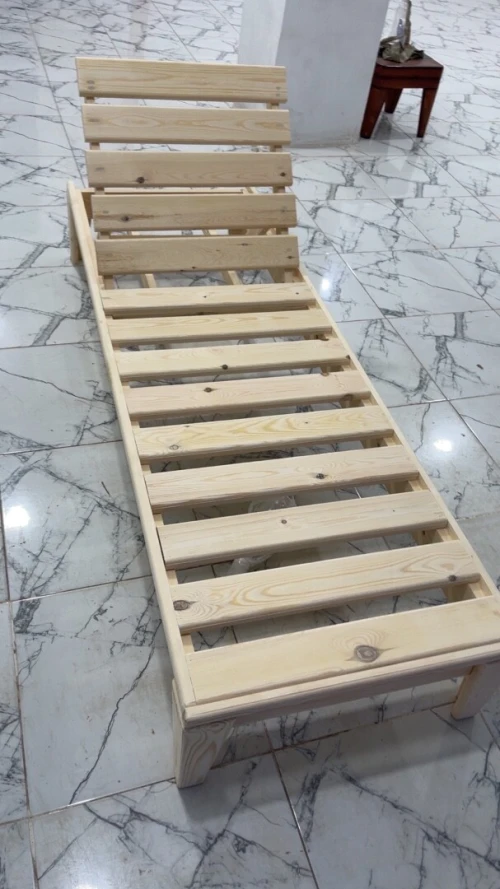 Transats en bois baldaquins ( BED)