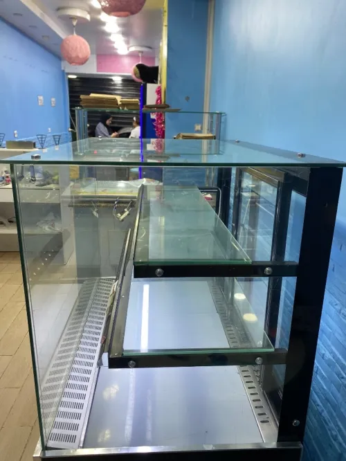 Frigo présentoire 1m50 etat 10/10 avec garantie 1 année 