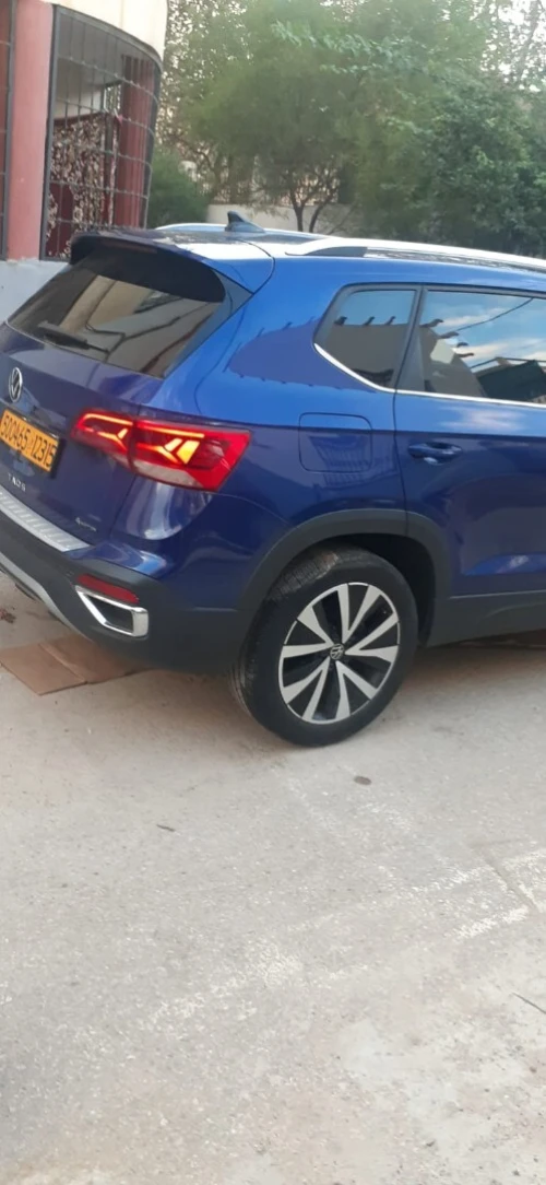 Volkswagen Taos 2023 SEL