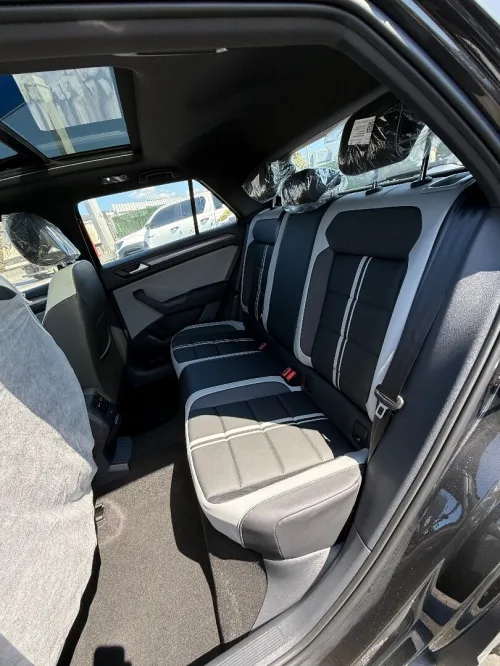 Volkswagen T-Roc 2025 R-Line 