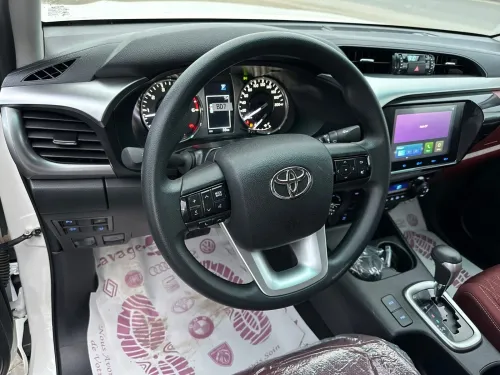 Toyota Revo  2025 Souadi