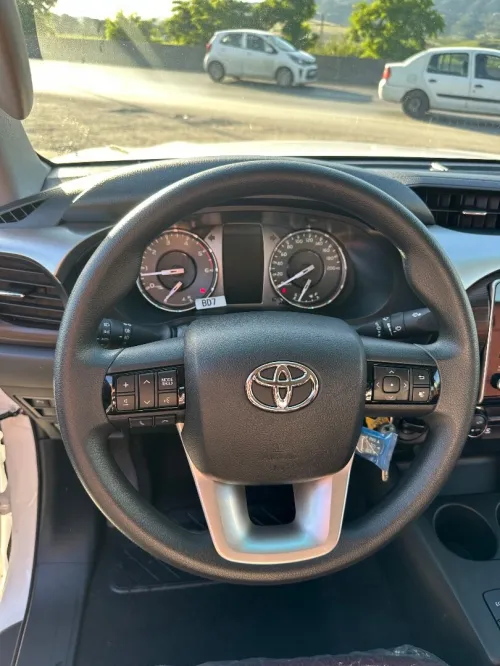 Toyota Revo  2026 عماني