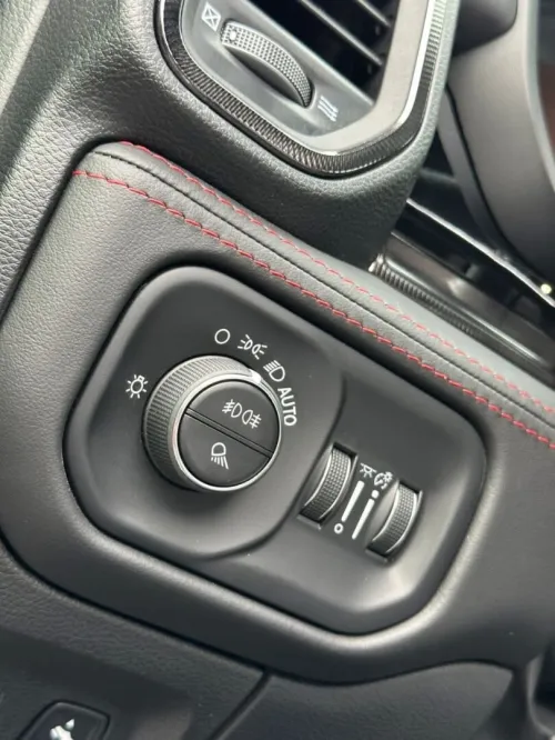 Dodge Ram 2026 RH-O