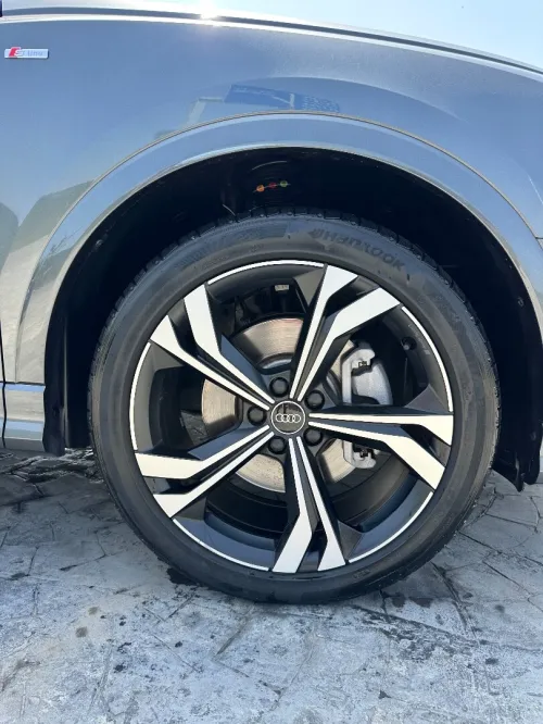 Audi Q3 2024 S Line