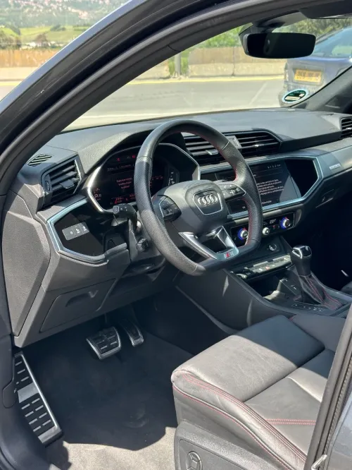 Audi Q3 2024 S Line