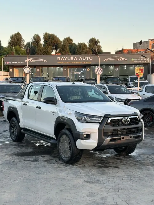 Toyota Hilux 2026 Adventure