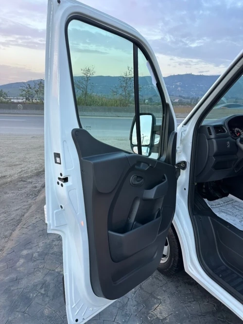 Renault Master 2025 L3H2 jumelé
