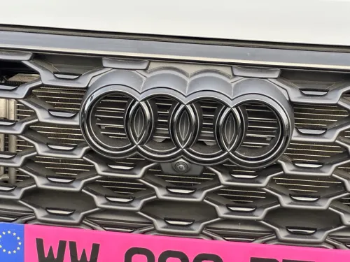 Audi Q3 2024 S Line