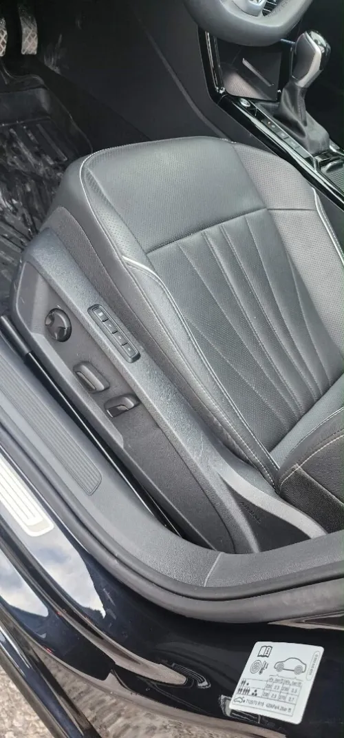 Volkswagen Passat 2025 Executive