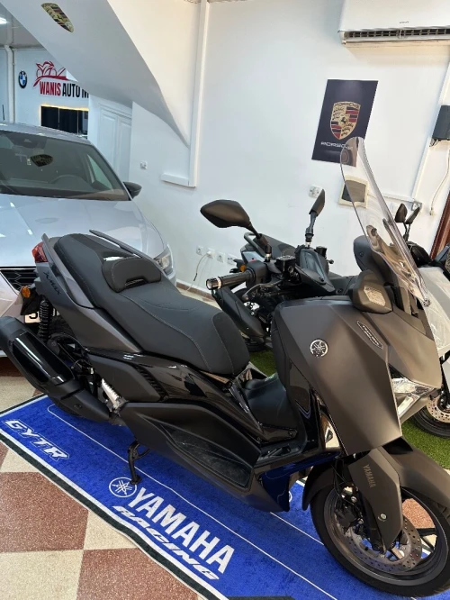 YAMAHA XMAX TECH 2026
