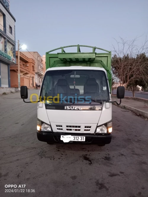 Isuzu Isuzu 2012