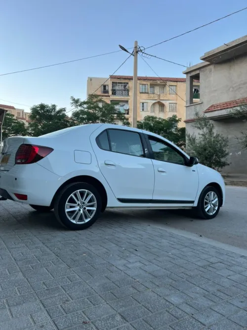 Renault Symbol 2019 white édition
