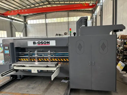 آلة قطع و الطباعة على الكرتون المموج Machine de transformation carton ondulé