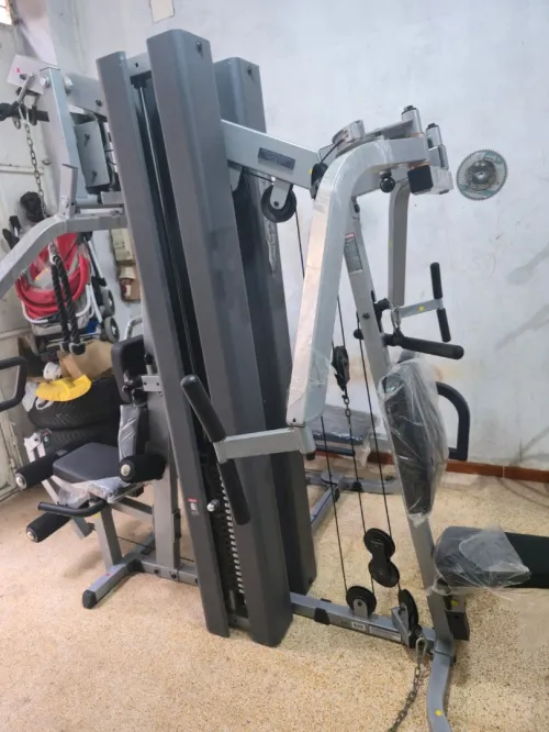 Presse de musculation body_solid EXM3000s 4 poste