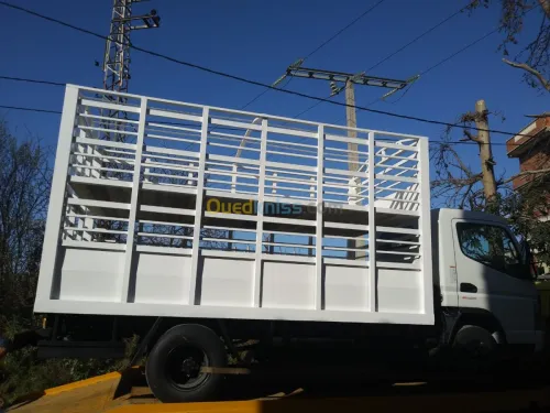 GRUES AUX / NACELLES , HYD & CARROSSER