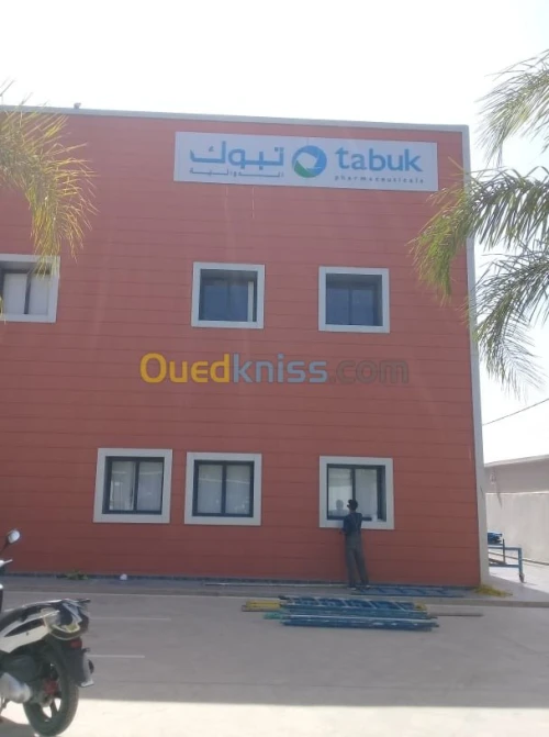 Revêtement de façades en ALUCO-BAND.