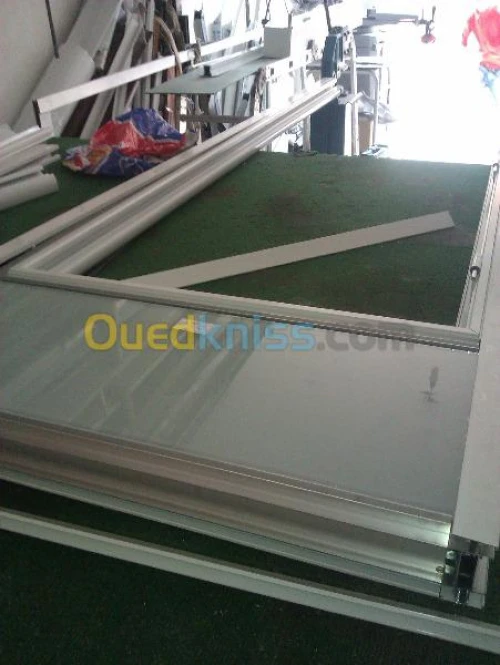 Menuiserie d'aluminiume