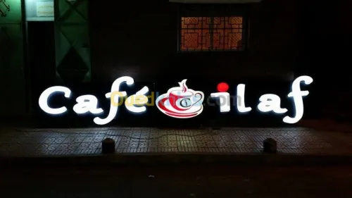 Alucobond,Lettre en relief plexi,LED.