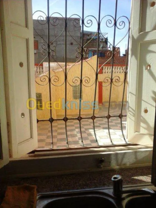 Location Appartement F3 Tipaza Bou ismail