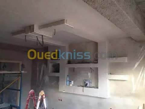 faux plafond avec décoration et pvc 