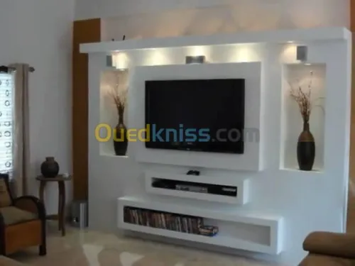 faux plafond avec décoration et pvc 