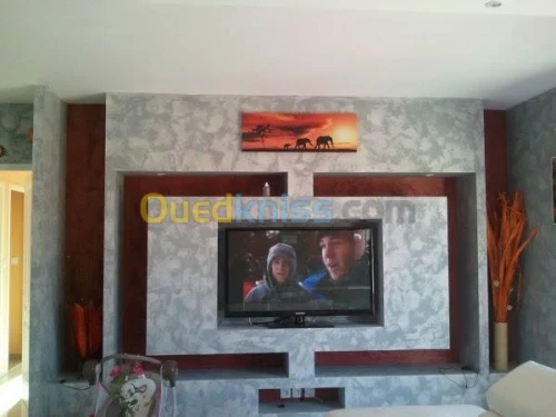 faux plafond avec décoration et pvc 