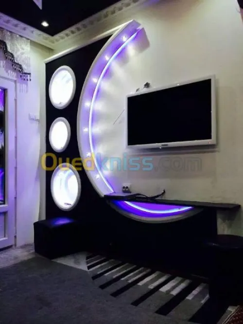 faux plafond avec décoration et pvc 