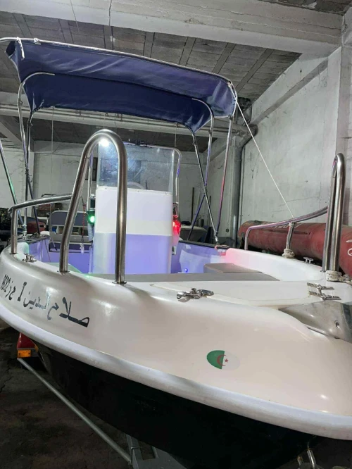 Boliord 5 metre 50 avec moteur yamaha 100chevo 4 ton