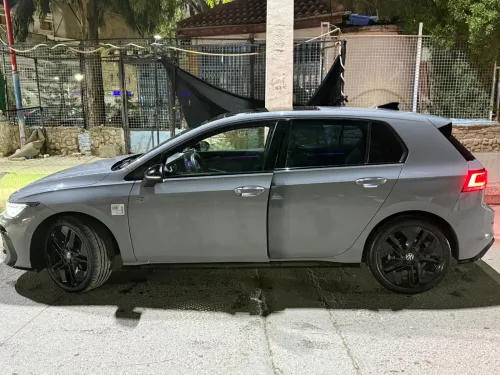 Volkswagen Golf 8 2025 R Black Edition 