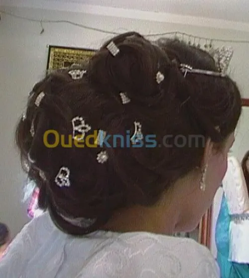 Coiffure , Maquillage , mariées