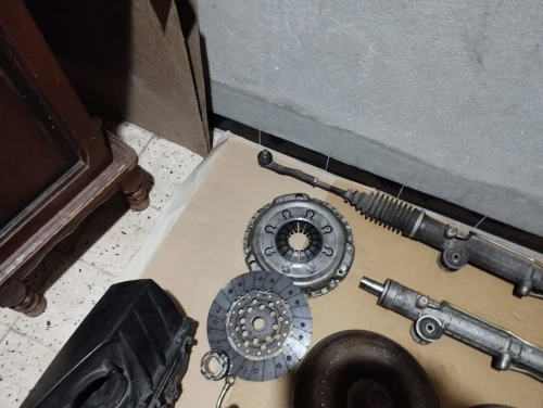 قطع غيار سيارة مرسيدس