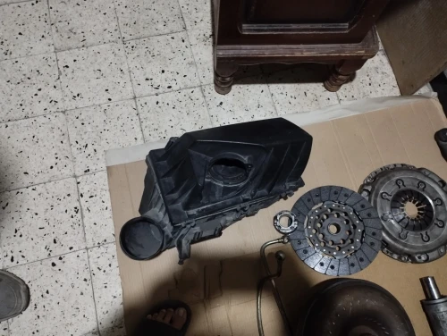 قطع غيار سيارة مرسيدس
