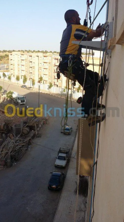 INSTALATION & MANTENANCE