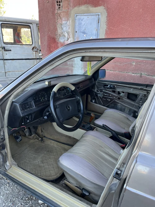 Mercedes W201 1983 190d