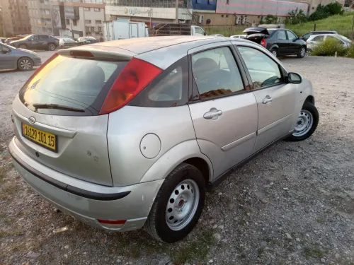 Ford Focus 5 portes 2001 