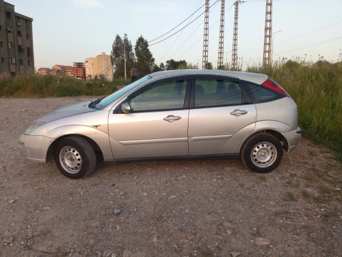 Ford Focus 5 portes 2001 