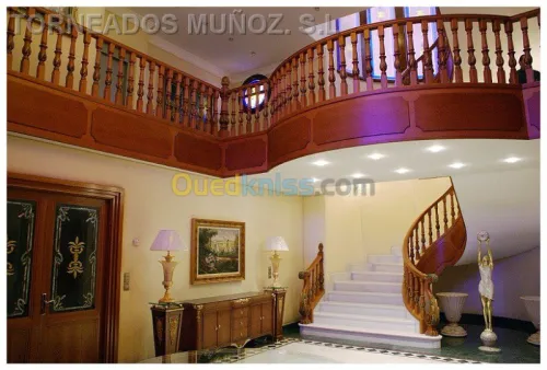 RAMPE D'ESCALIER BOIS,INOX,VERRE