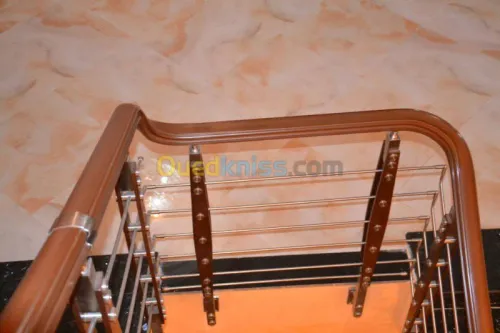 RAMPE D'ESCALIER BOIS,INOX,VERRE