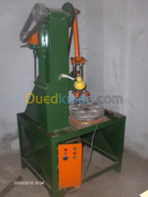 vente machines à caissettes