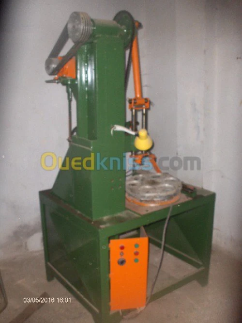 vente machines à caissettes