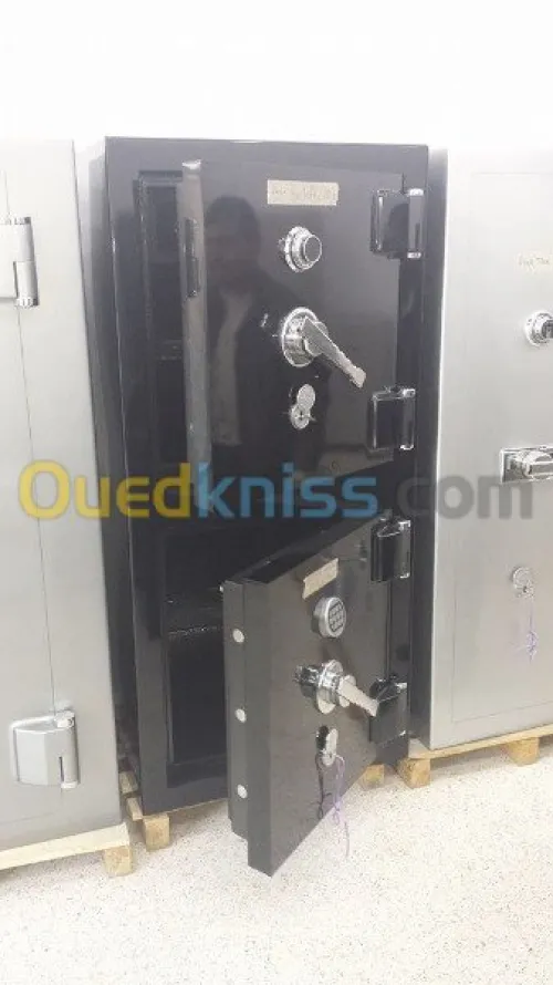 VENTE DE COFFRES FORTS 