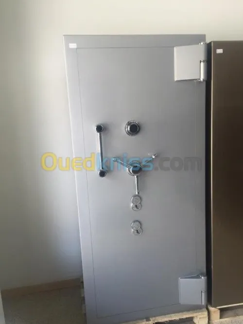 VENTE DE COFFRES FORTS 