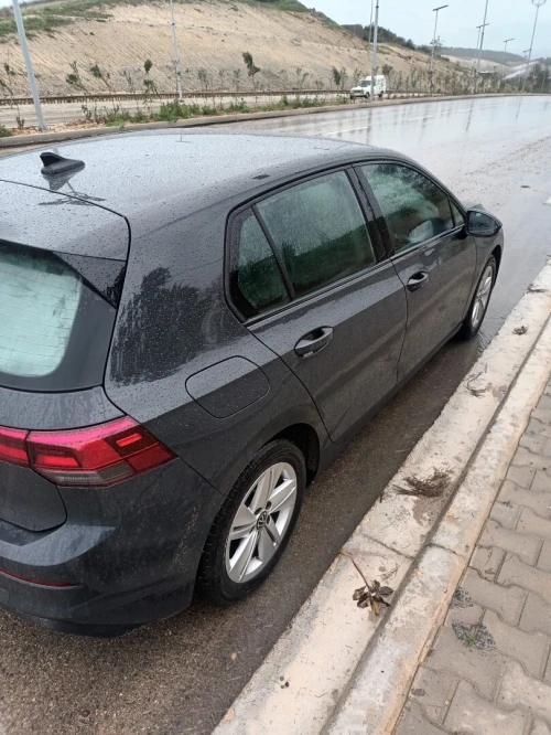 Volkswagen Golf 8 2024 Life   volant droite