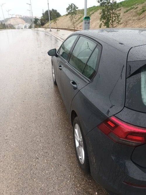 Volkswagen Golf 8 2024 Life   volant droite