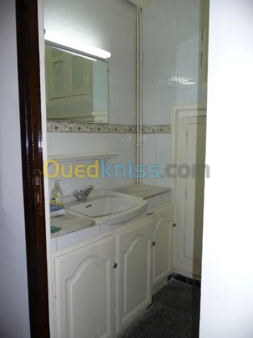 Location Appartement F5 Alger Hydra