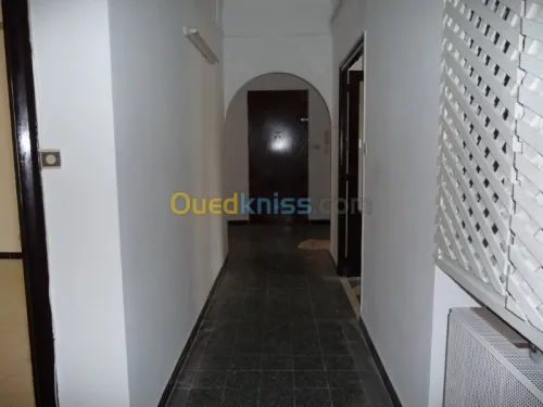 Location Appartement F5 Alger Hydra
